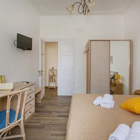 Domus Latina Heart San Giovanni Appartement