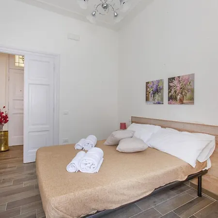 Appartement Domus Latina Heart San Giovanni Rome