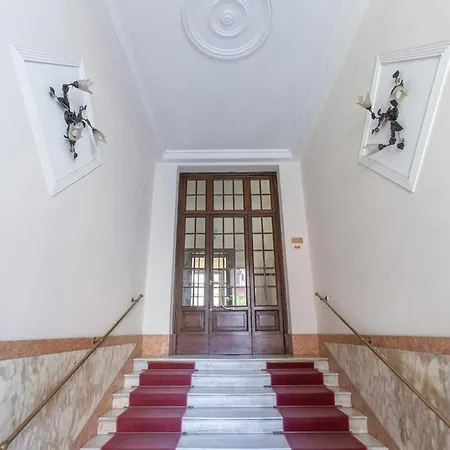 Domus Latina Heart San Giovanni Rome