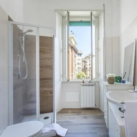 Domus Latina Heart San Giovanni Apartment
